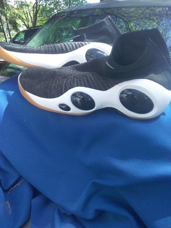 Nike mens  athletic shoes main image 5